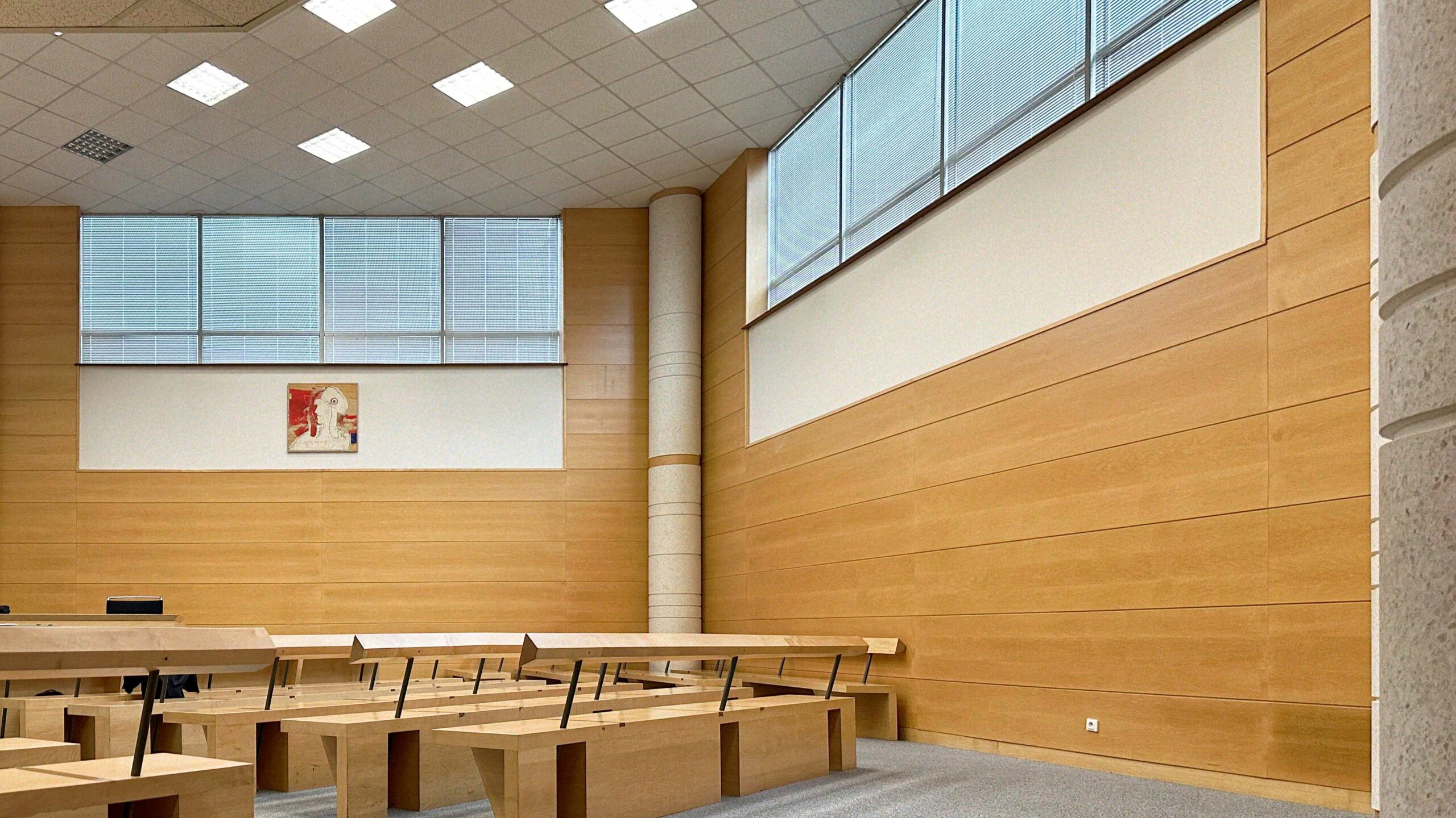 salle audience tribunal de police evry