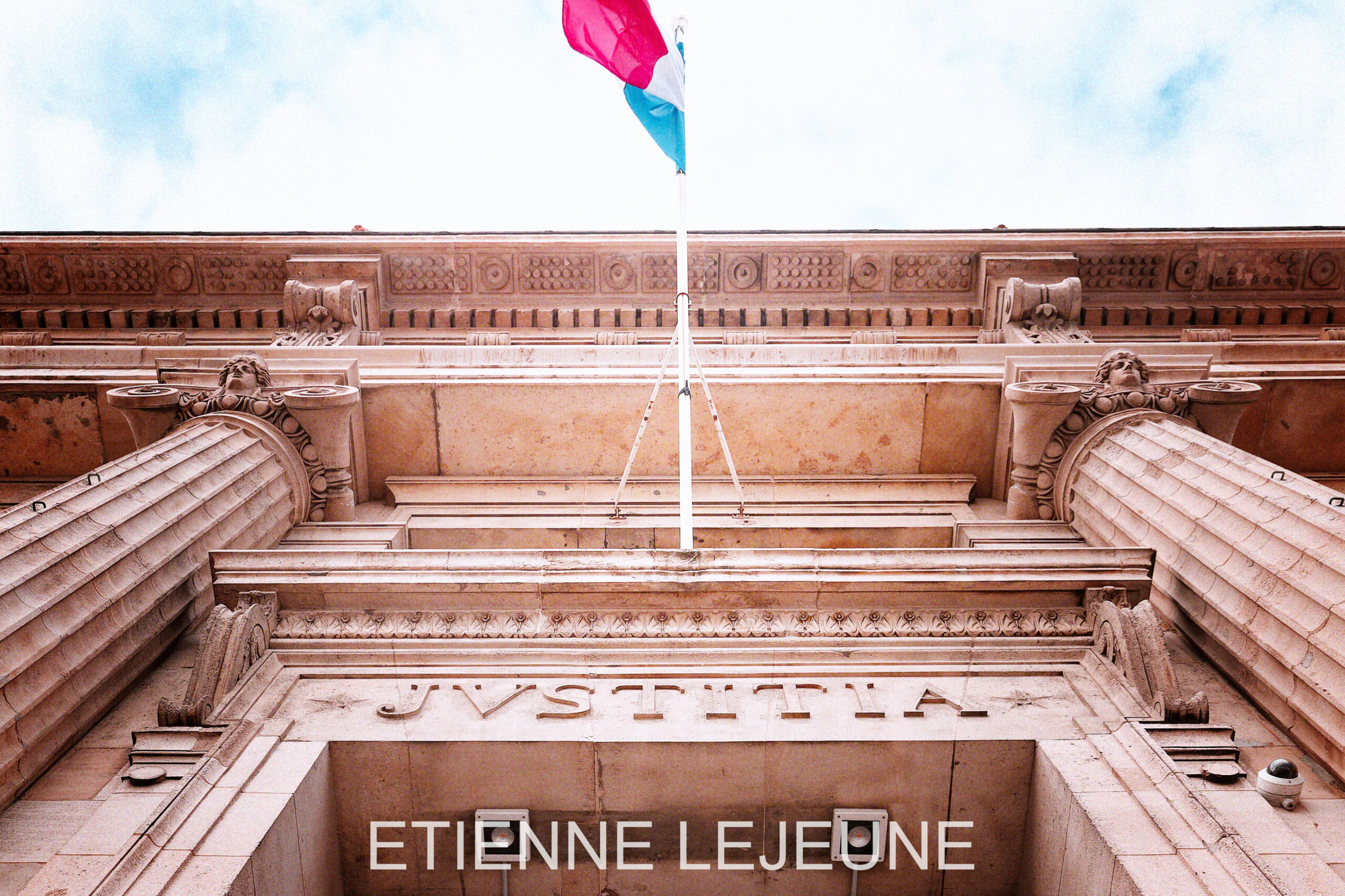 Défaut de clignotant relaxe obtenue grâce à une erreur dans le procès-verbal